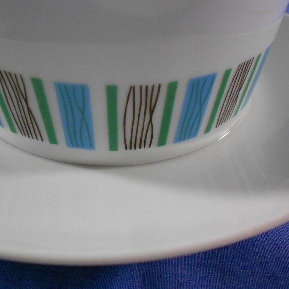 Harmony House Scandia 3907 Japan Gravy Dish Boat w Attached Underplate Vintage - Picture 9 of 9